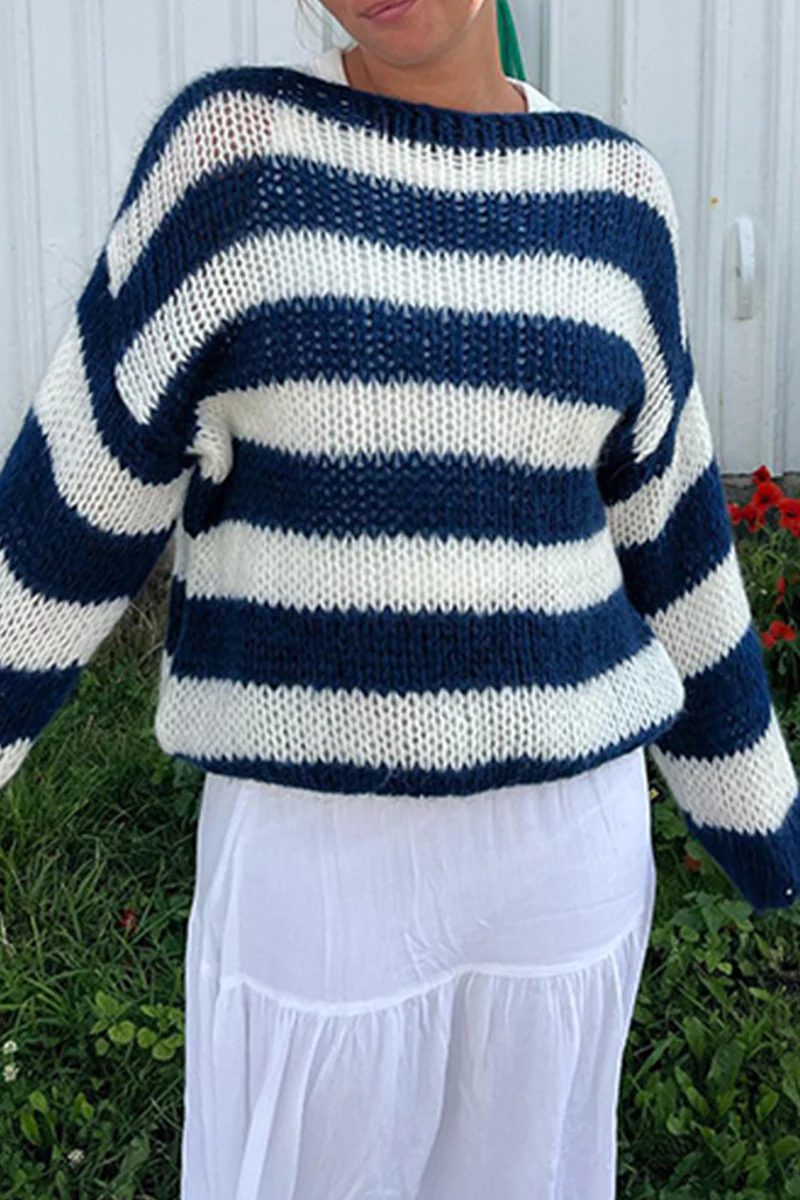 Casual Letters Weave Contrast Oblique Collar Sweaters(4 Colors) - Panekey