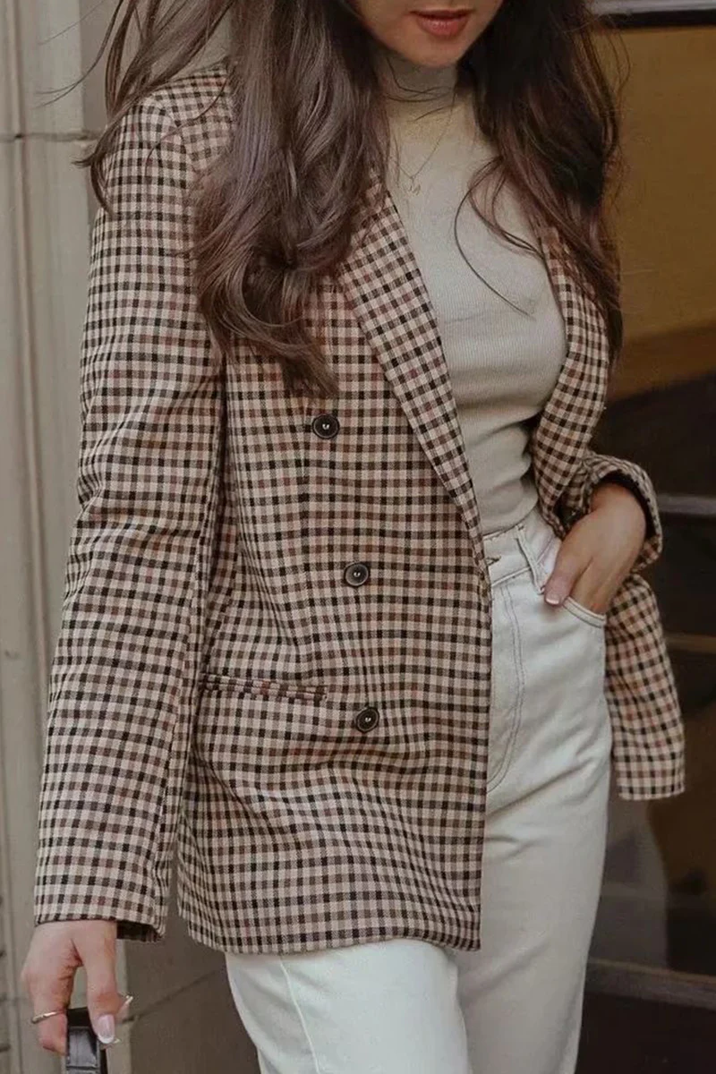 Casual British Style Plaid Striped Pocket Buckle Turn-back Collar Outerwear - Panekey