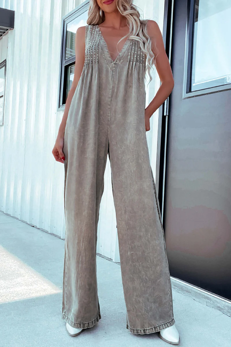 Casual Distressed Pocket Adjustable V Neck Loose Jumpsuits - Panekey