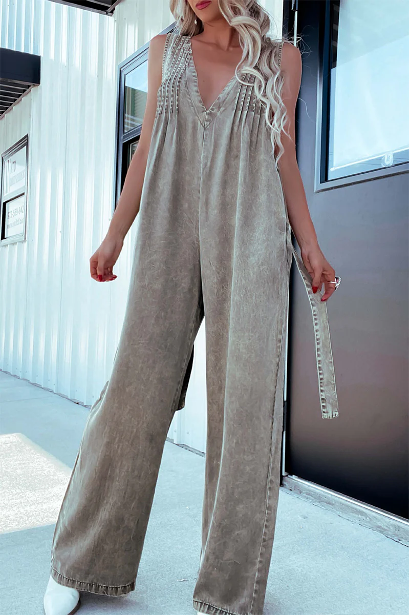 Casual Distressed Pocket Adjustable V Neck Loose Jumpsuits - Panekey
