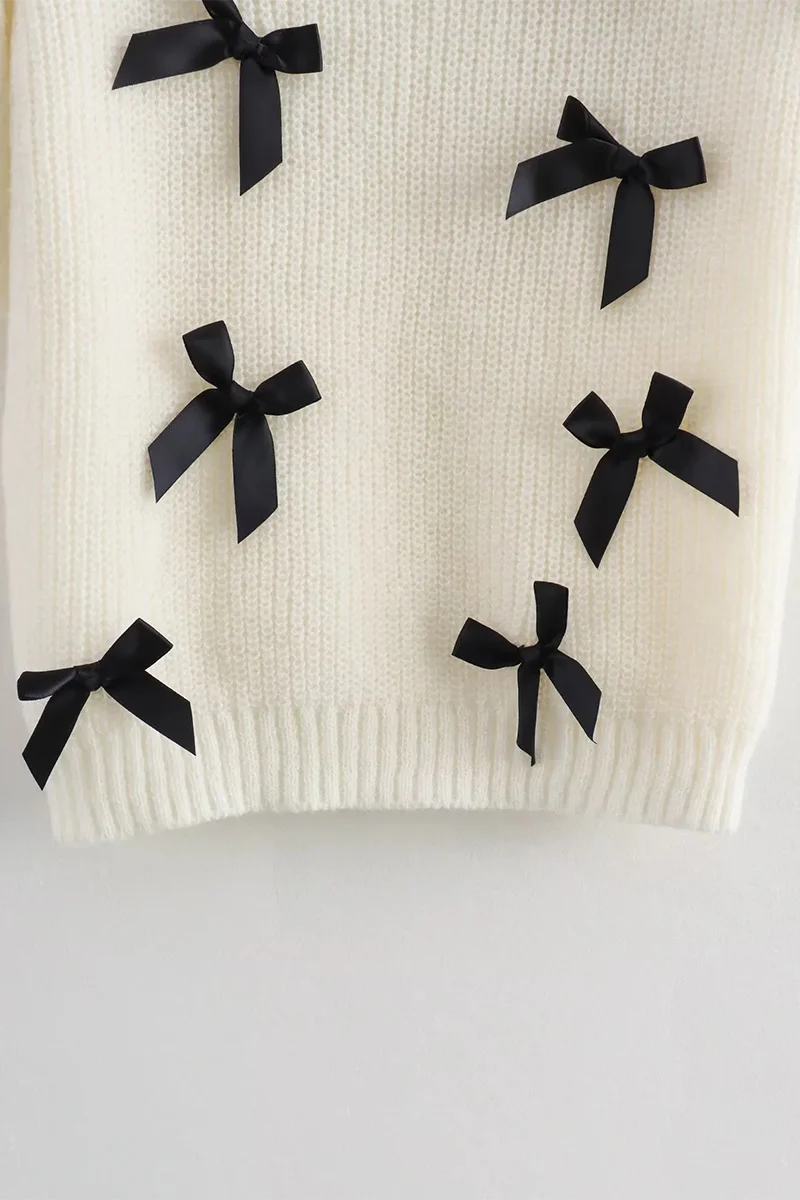 Casual Bow Patchwork Contrast O Neck Sweaters - Panekey