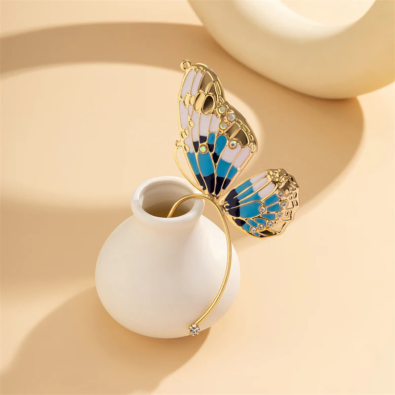 Casual Butterfly Patchwork Rhinestone Earrings - Panekey