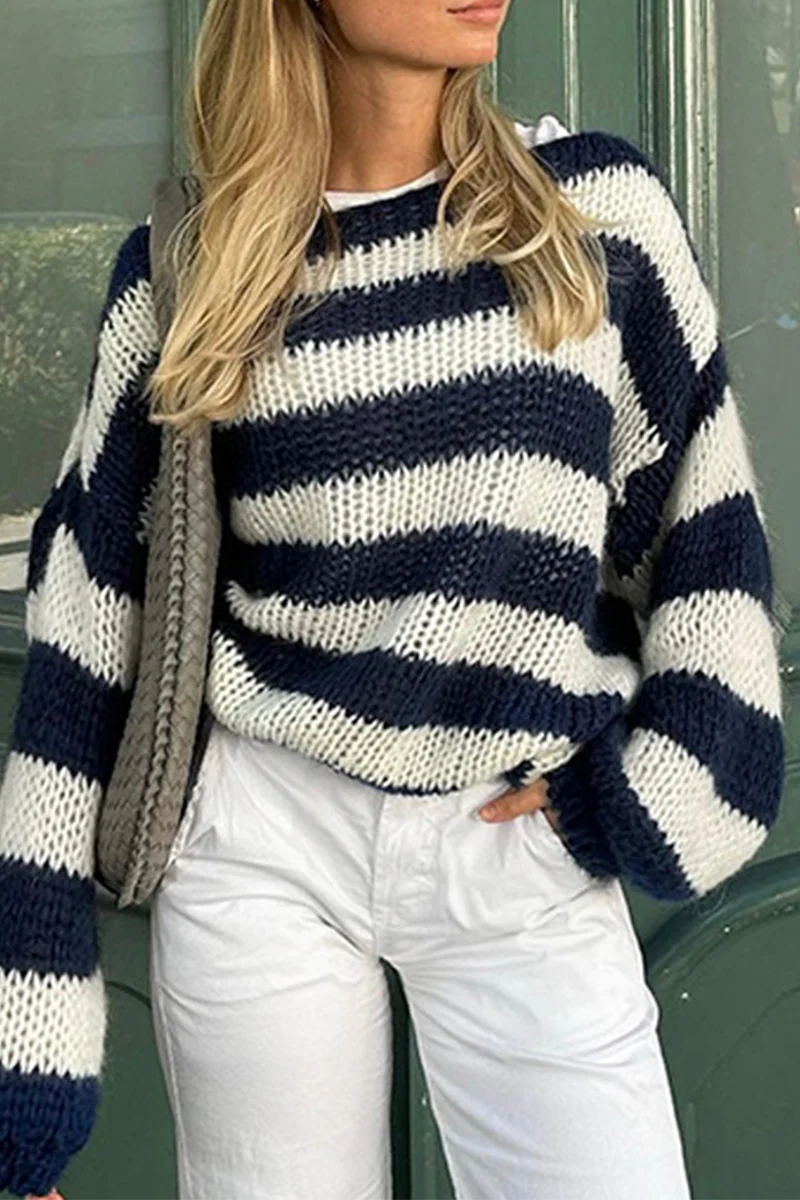 Casual Letters Weave Contrast Oblique Collar Sweaters(4 Colors) - Panekey