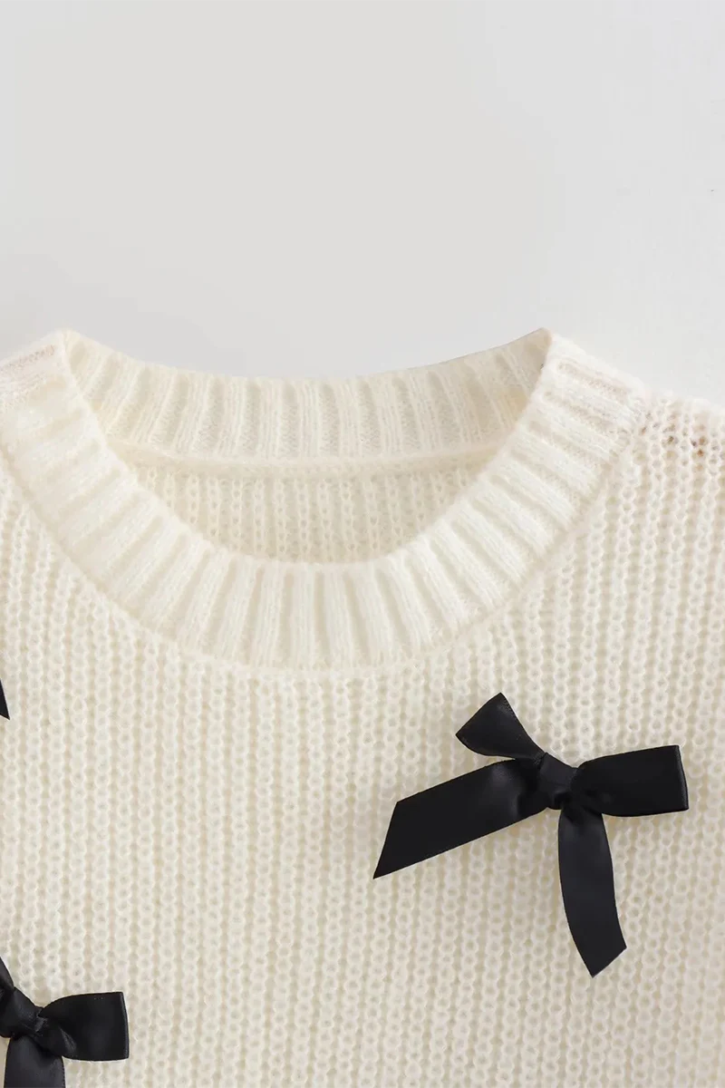 Casual Bow Patchwork Contrast O Neck Sweaters - Panekey